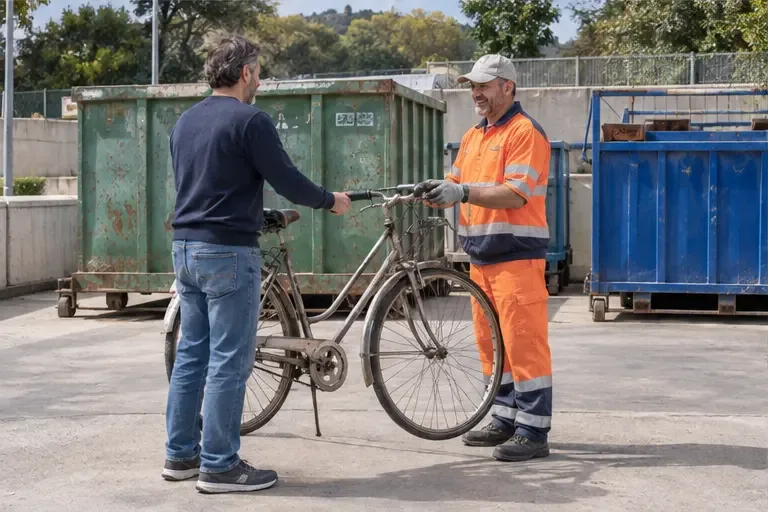Come smaltire una bicicletta a Roma: riuso, centri AMA e ritiro a domicilio