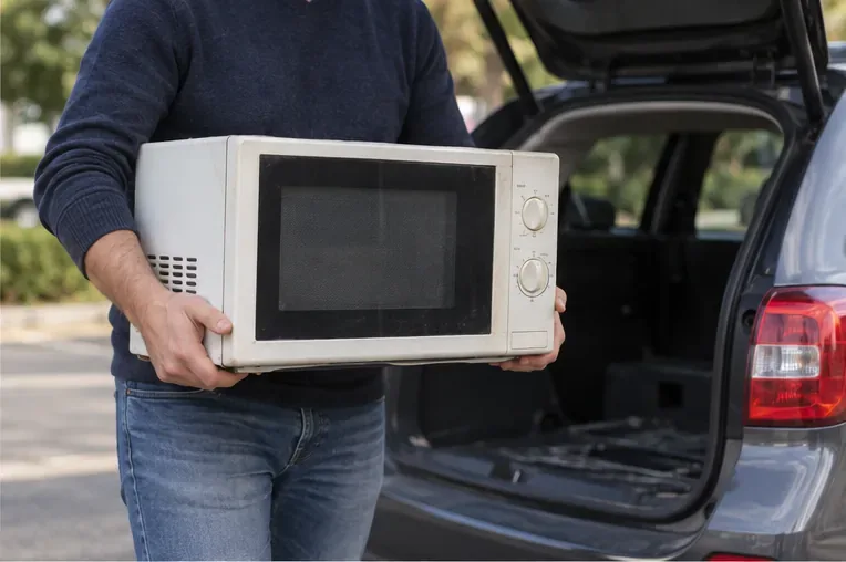 Comment jeter un micro-ondes à Le Mans ? Les solutions sûres et gratuites