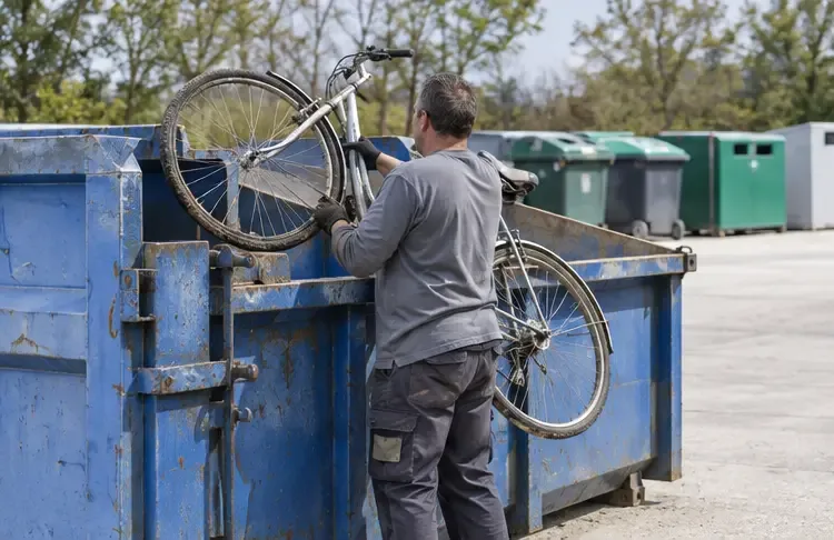 Comment jeter un vélo à Tours ? Réemploi, déchèterie et solutions pratiques