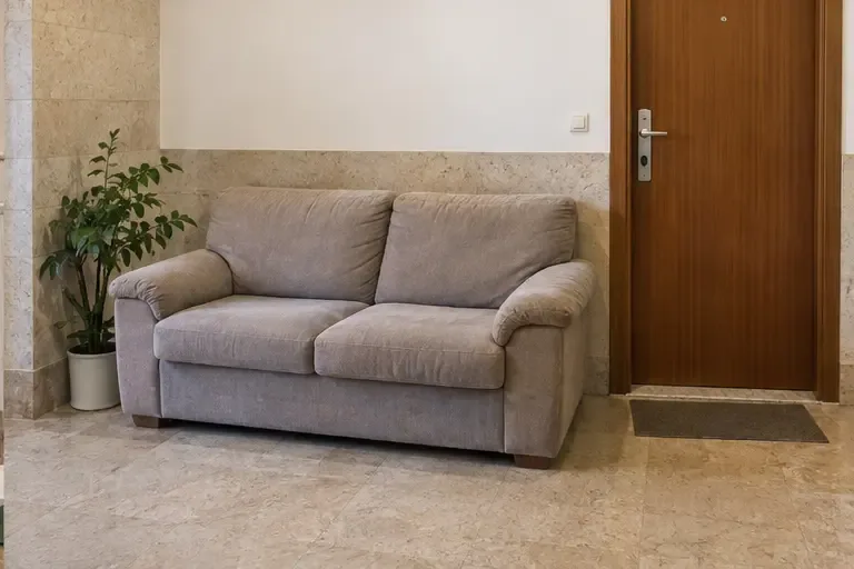 Cómo tirar un sofá en Oviedo: recogida municipal y alternativas