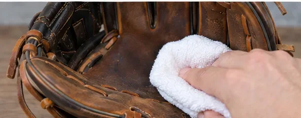 How to Clean a Baseball Glove Without Ruining the Leather: A Beginner’s Guide