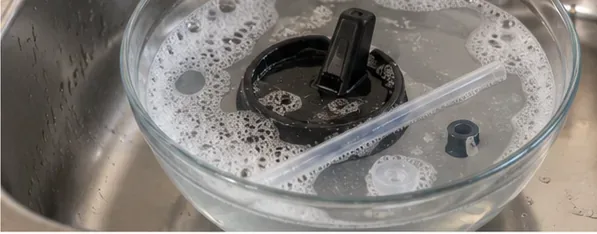 How to Clean a Hydro Flask Straw Lid Without Missing the Hidden Parts
