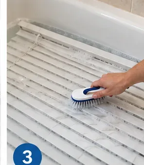 So reinigen Sie Jalousien sicher in der Badewanne: Was Sie einweichen können und was nicht.