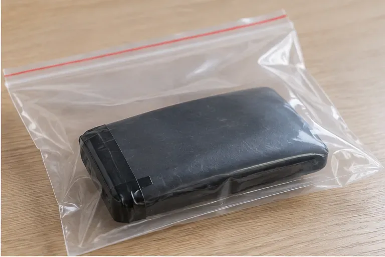 Power bank gonfia a Perugia: come smaltirla in sicurezza senza metterla nei rifiuti