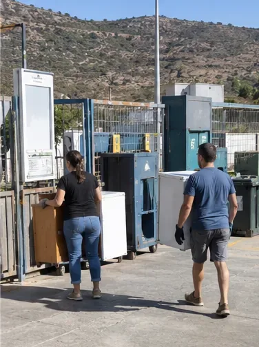 Recogida de muebles y enseres en Las Palmas de Gran Canaria: cómo solicitarla