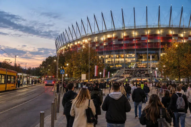Roztańczony PGE Narodowy 10 października 2026: godziny, bilety, dojazd i utrudnienia wokół stadionu