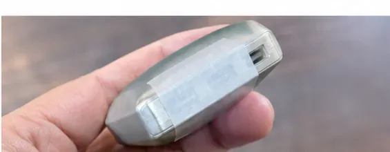 川崎市で膨らんだモバイルバッテリーを捨てる方法｜2025年11月から「小物金属」で収集